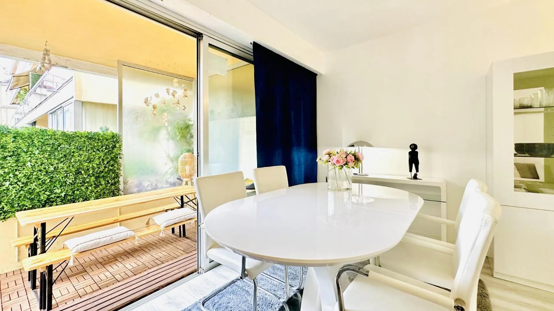 L'Eclat - Appartement Terrasse - Centre Cannes 0*,  Francja